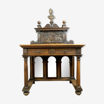 Renaissance Lady's desk in natural wood