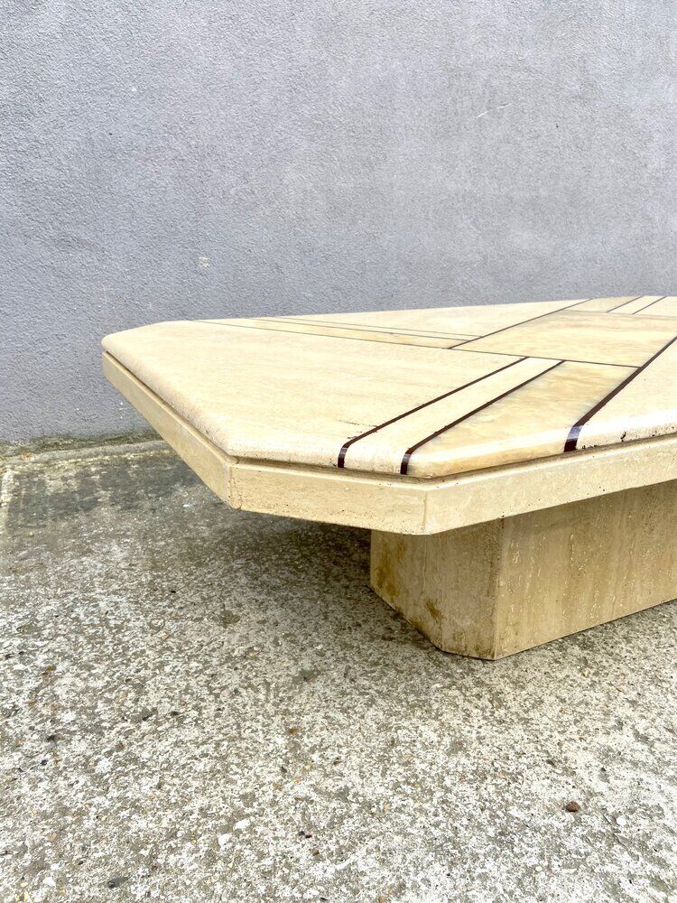 Low table in travertine and onyx 80'