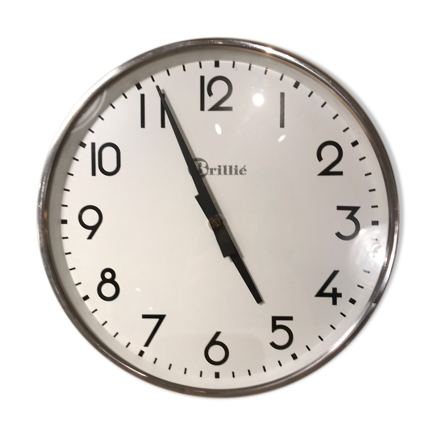 Horloge pendue Brillie industrielle 25cm