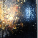 Table basse en fer forgé, bronze et marbre