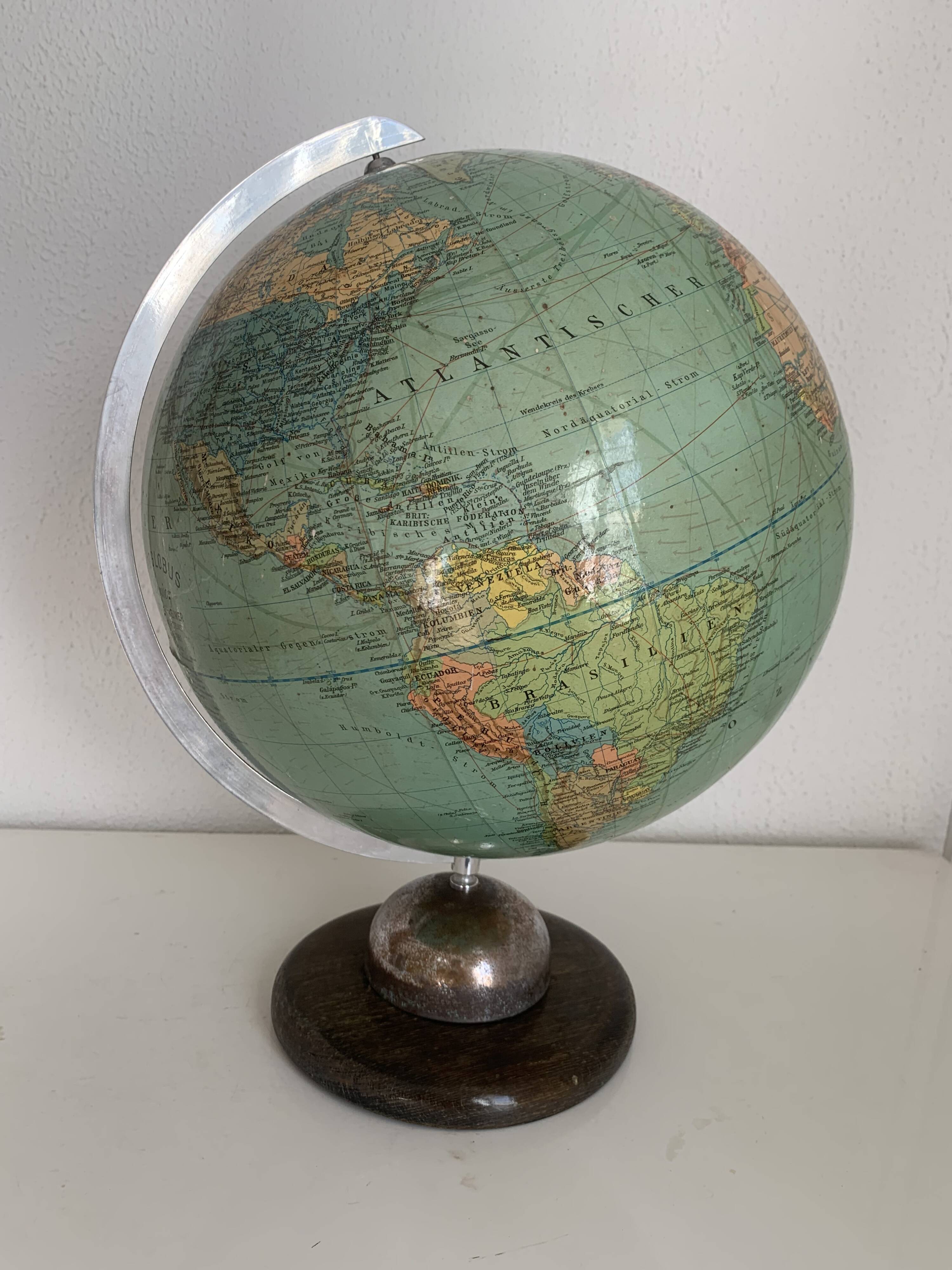 Vintage 1961 Dietrich Reimer Berlin World Globe - 45 cm