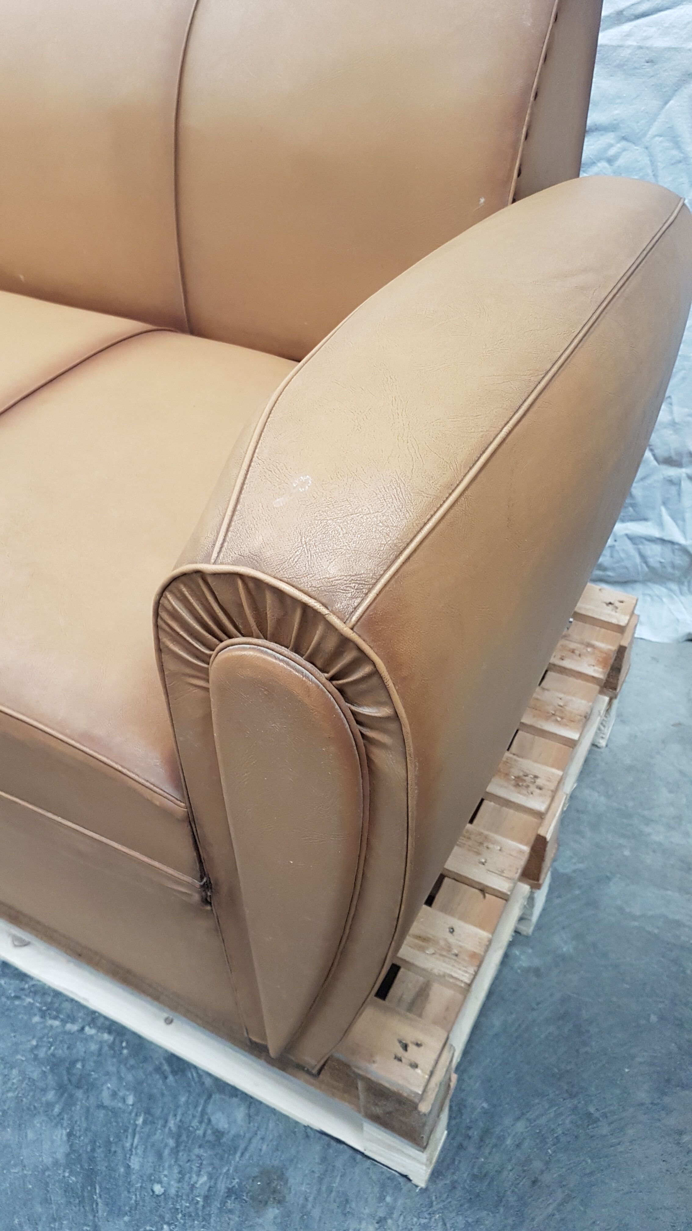Vintage convertible moustache club sofa
