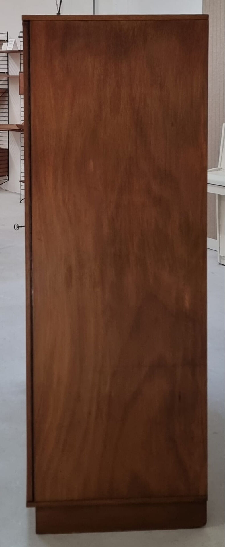 Armoire du milieu du siècle