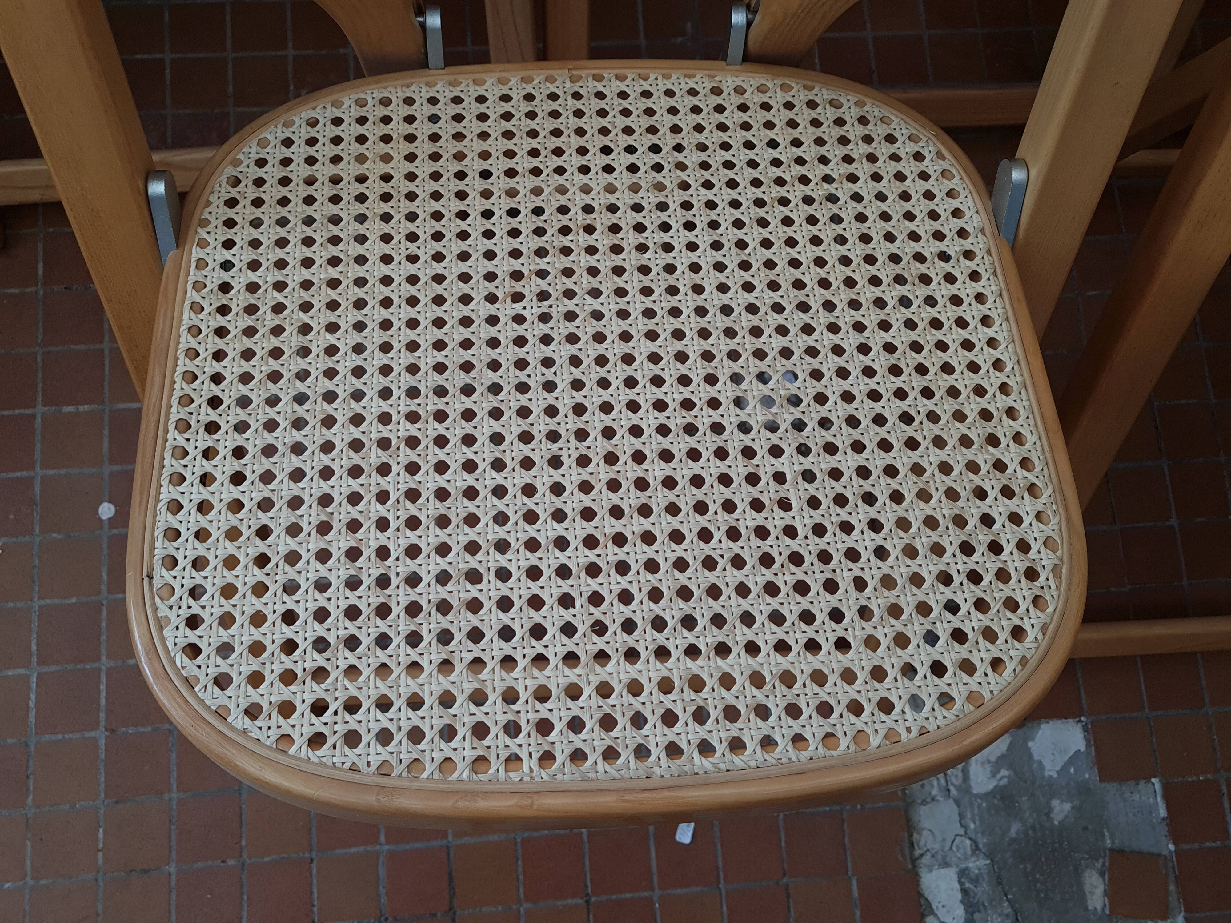 Suite of 5 Arca folding chairs by Gigi Sabadin for Crassevig Italy + 2 offered