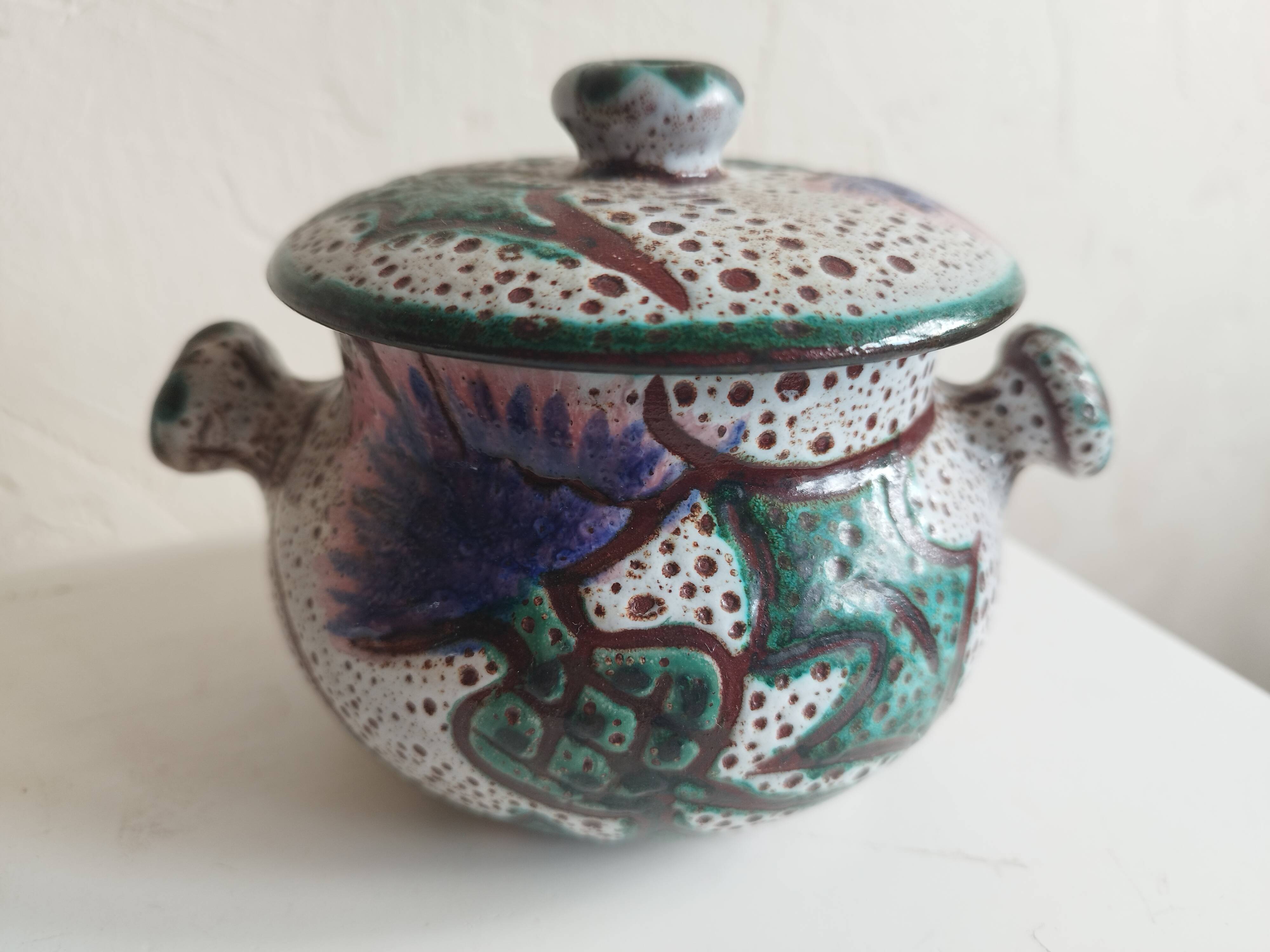 Vallauris lidded pot with thistle decoration
