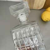 Glass whiskey decanter