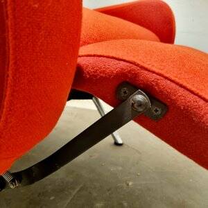 Vintage Reclining Lady Chair in Wool by Pizzetti, 1960s