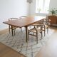Table scandinave galbée extensible papillon en teck années 60