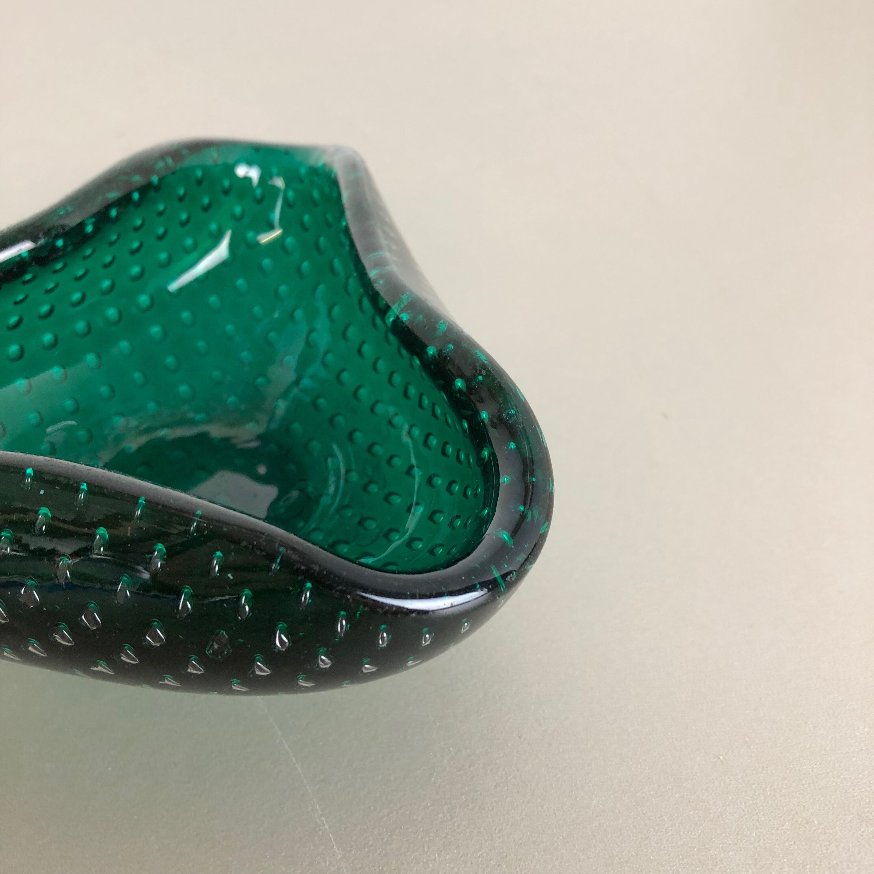 Murano glass bullicante "green" bowl element shell ashtray murano, italy, 1970s