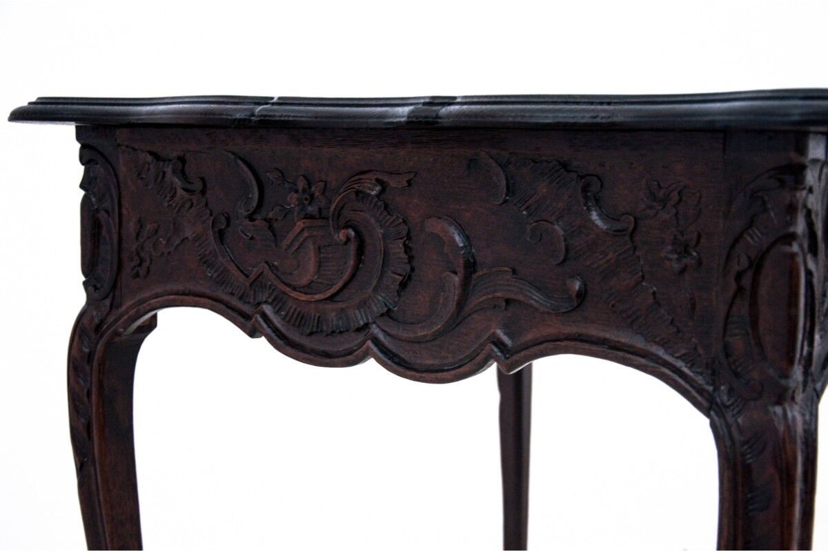 Antique table, Western Europe, late 19th century. After renovation.