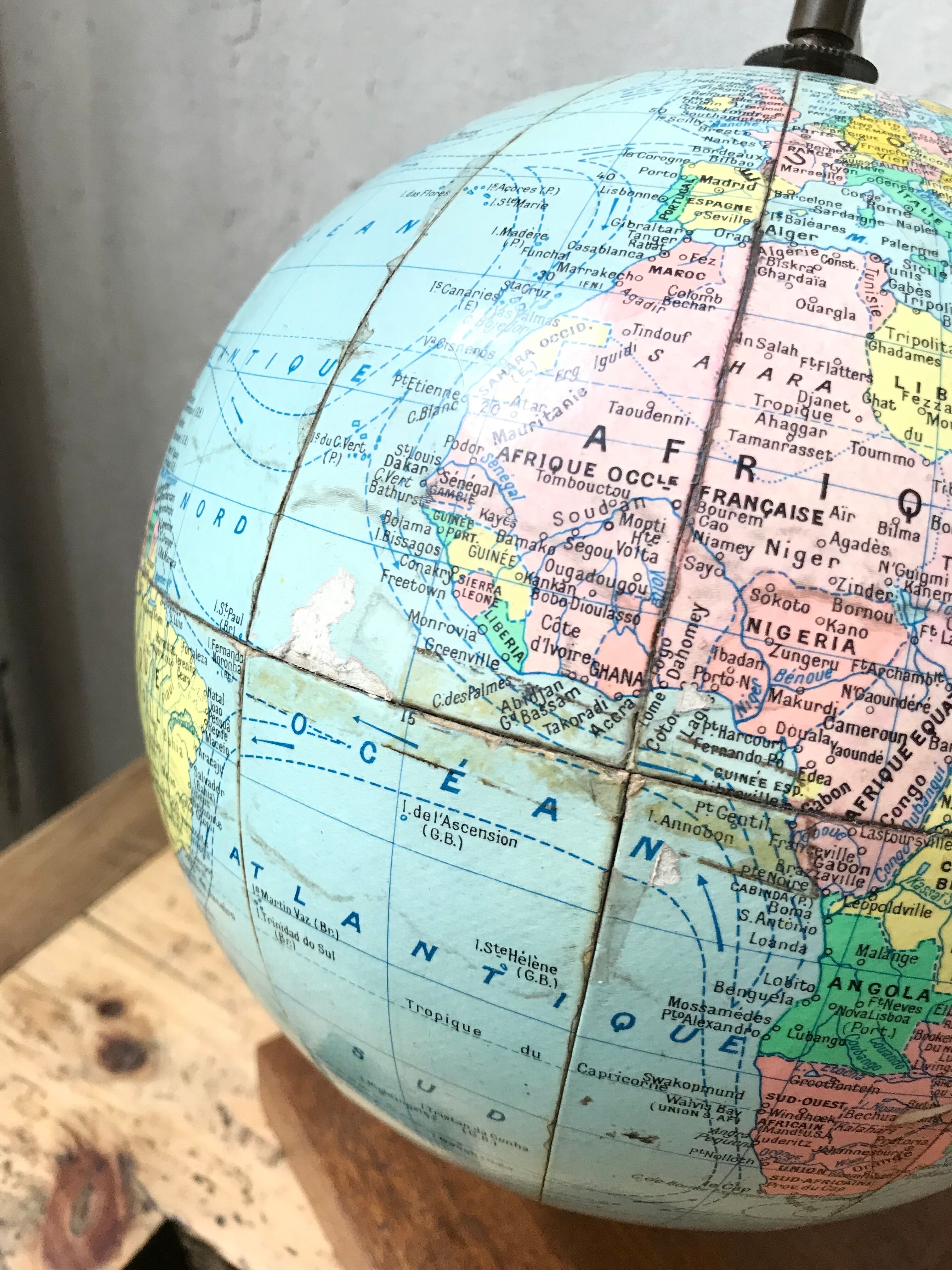 World map wooden base