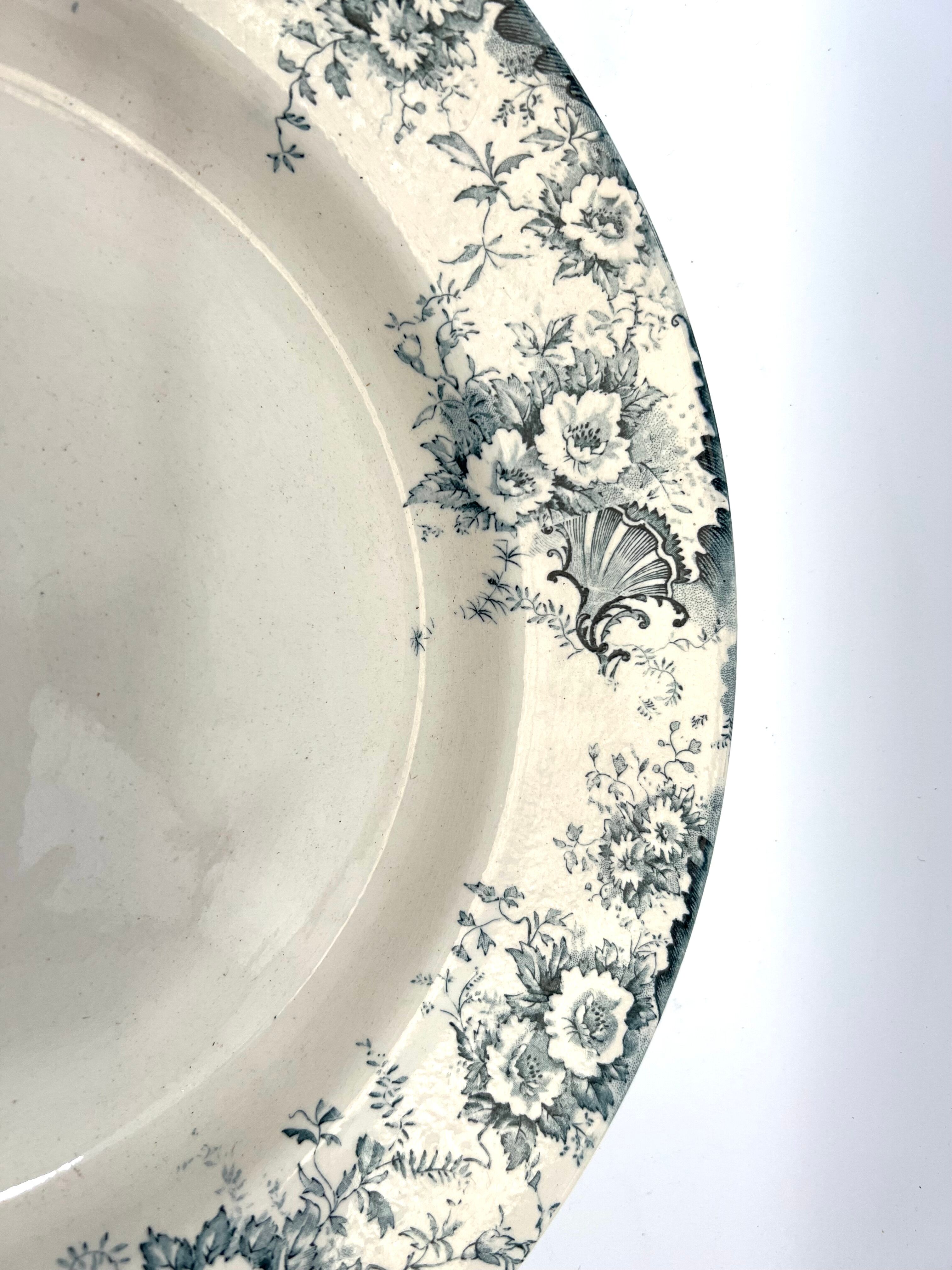 Round flat iron earth Choisy le roi derby