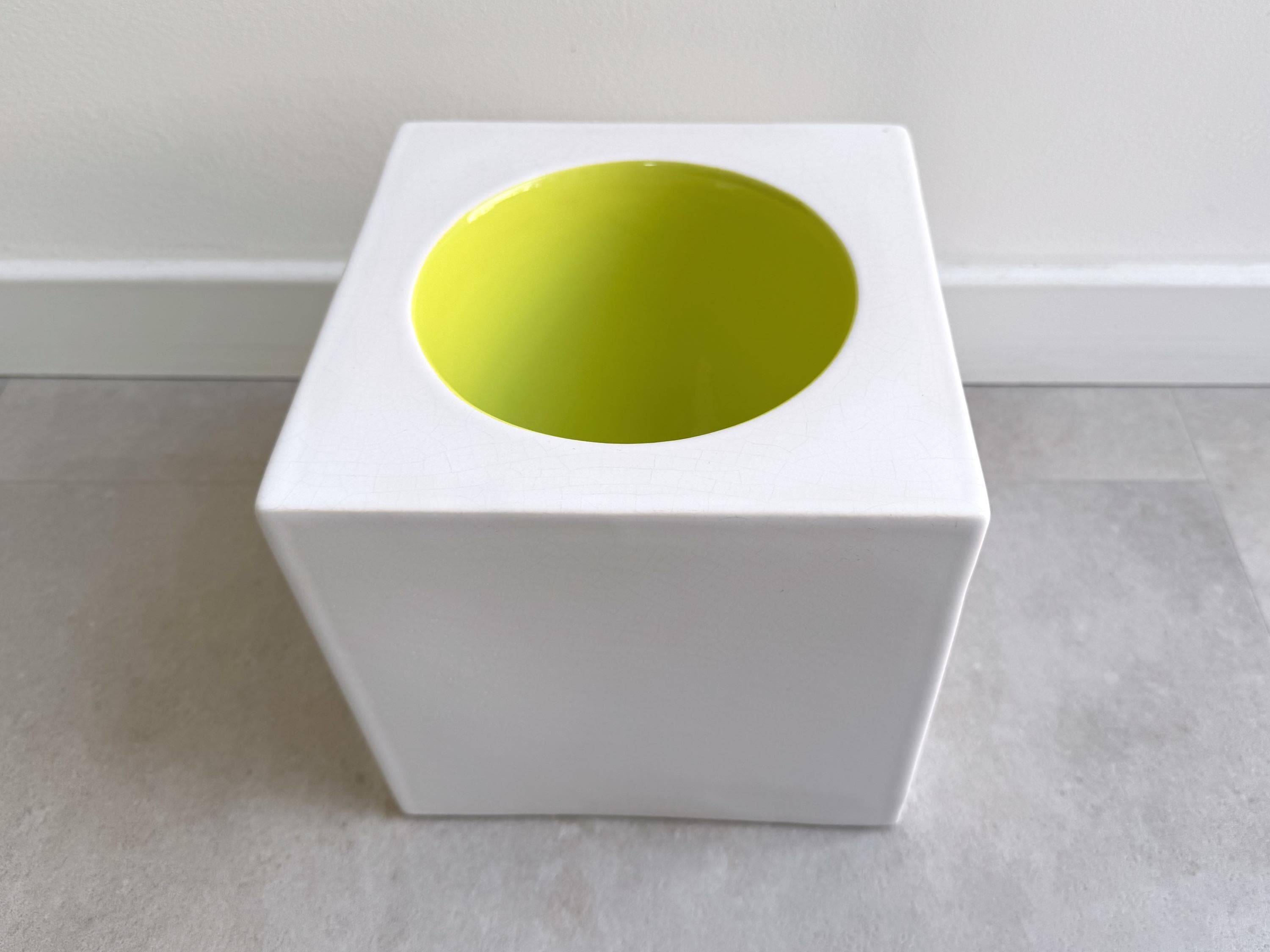 Vintage pop art cube vase / bowl white and green