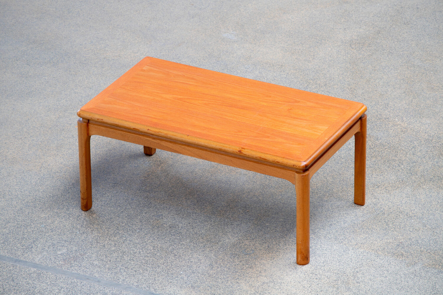Table basse scandinave vintage 1960