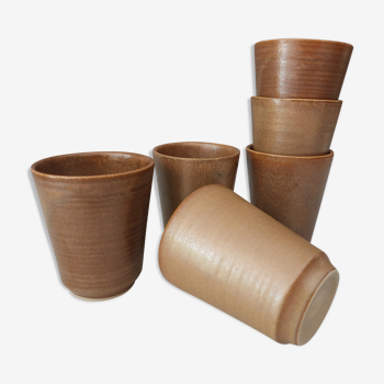 Set of sandstone cups stamped digoin