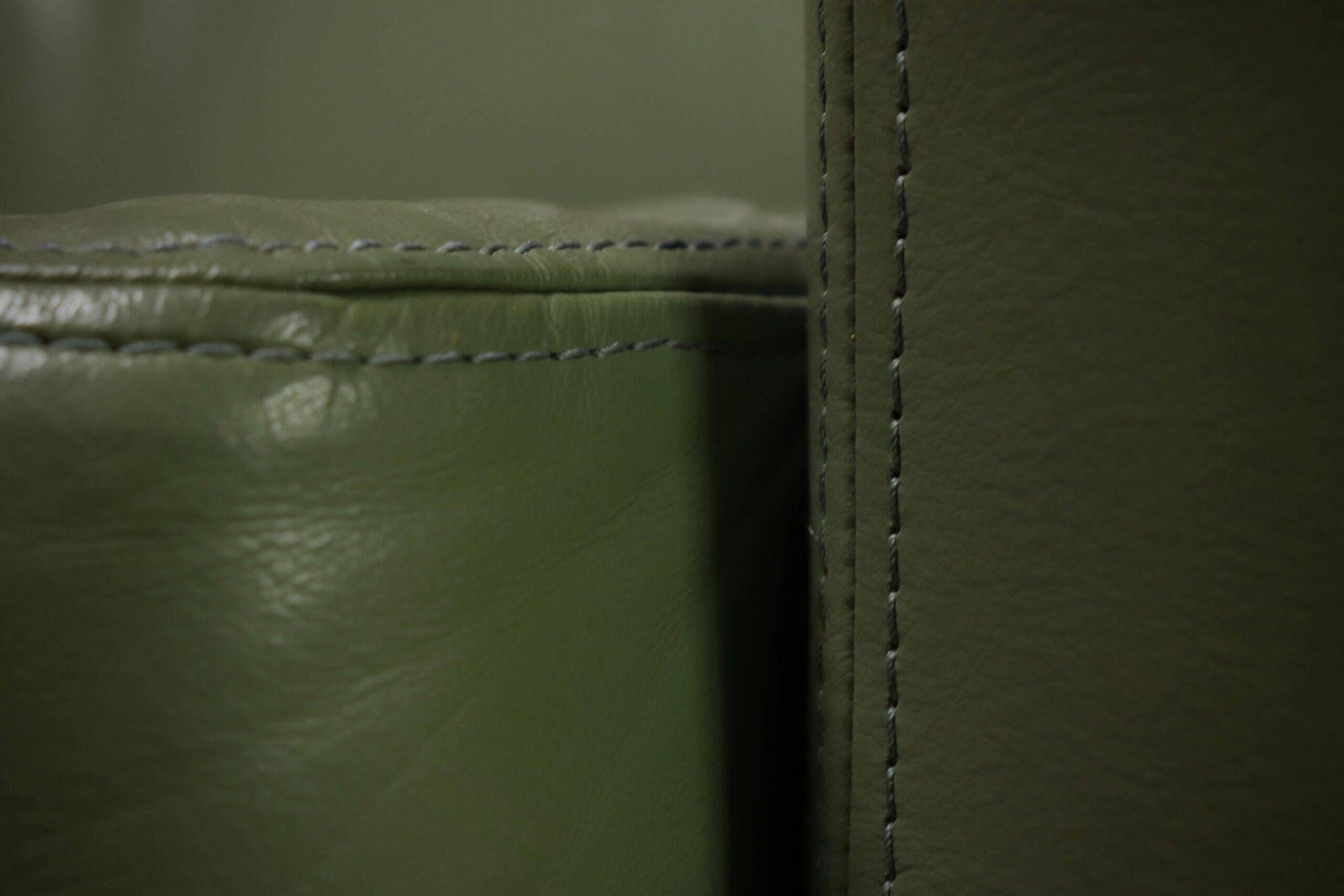 Postmodern leather club sofa by Touche 1980s