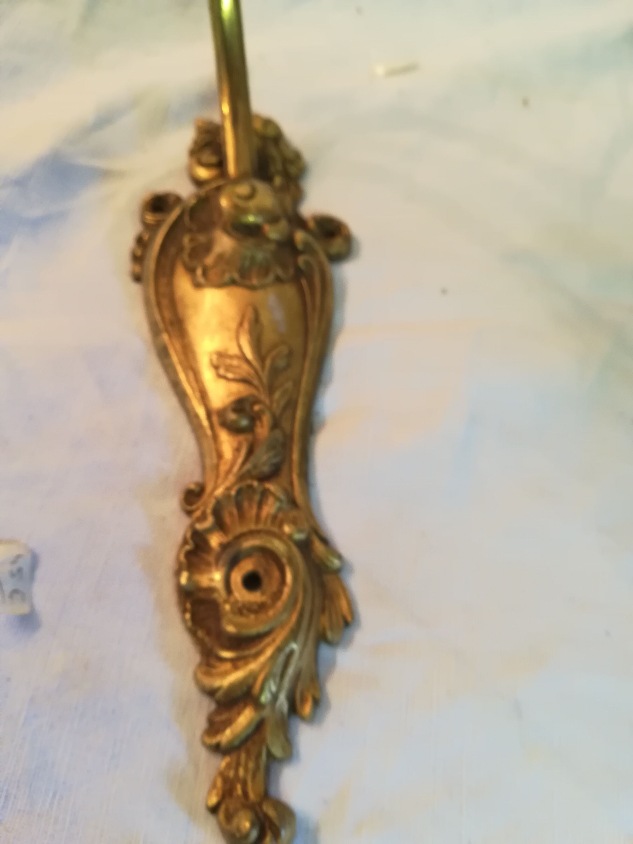 Old bronze rockery style wall lamp