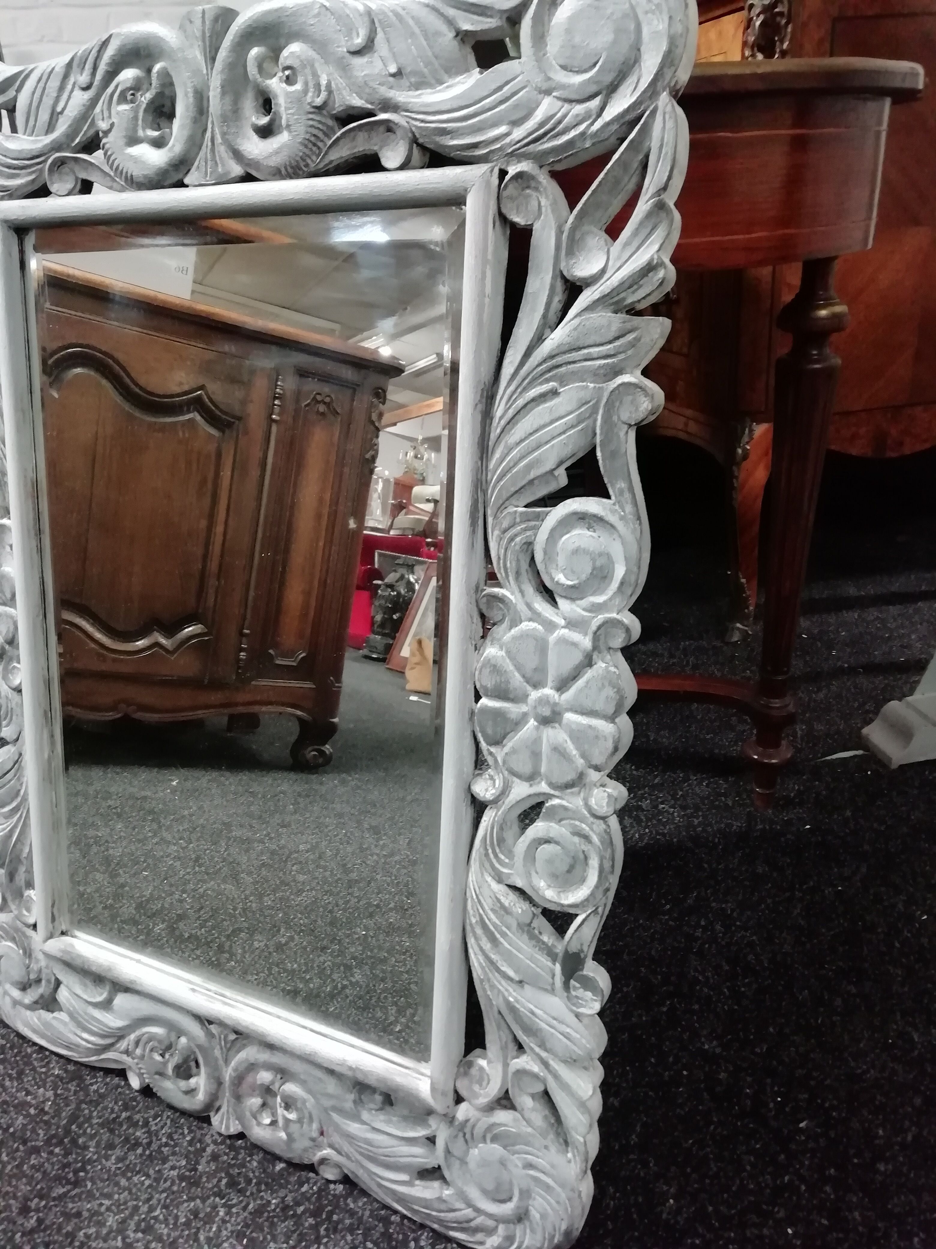 Antique mirror in painted/patinated and waxed carved wood 60x80cm