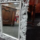 Miroir ancien en bois sculpté peint patiné et ciré 60x80cm