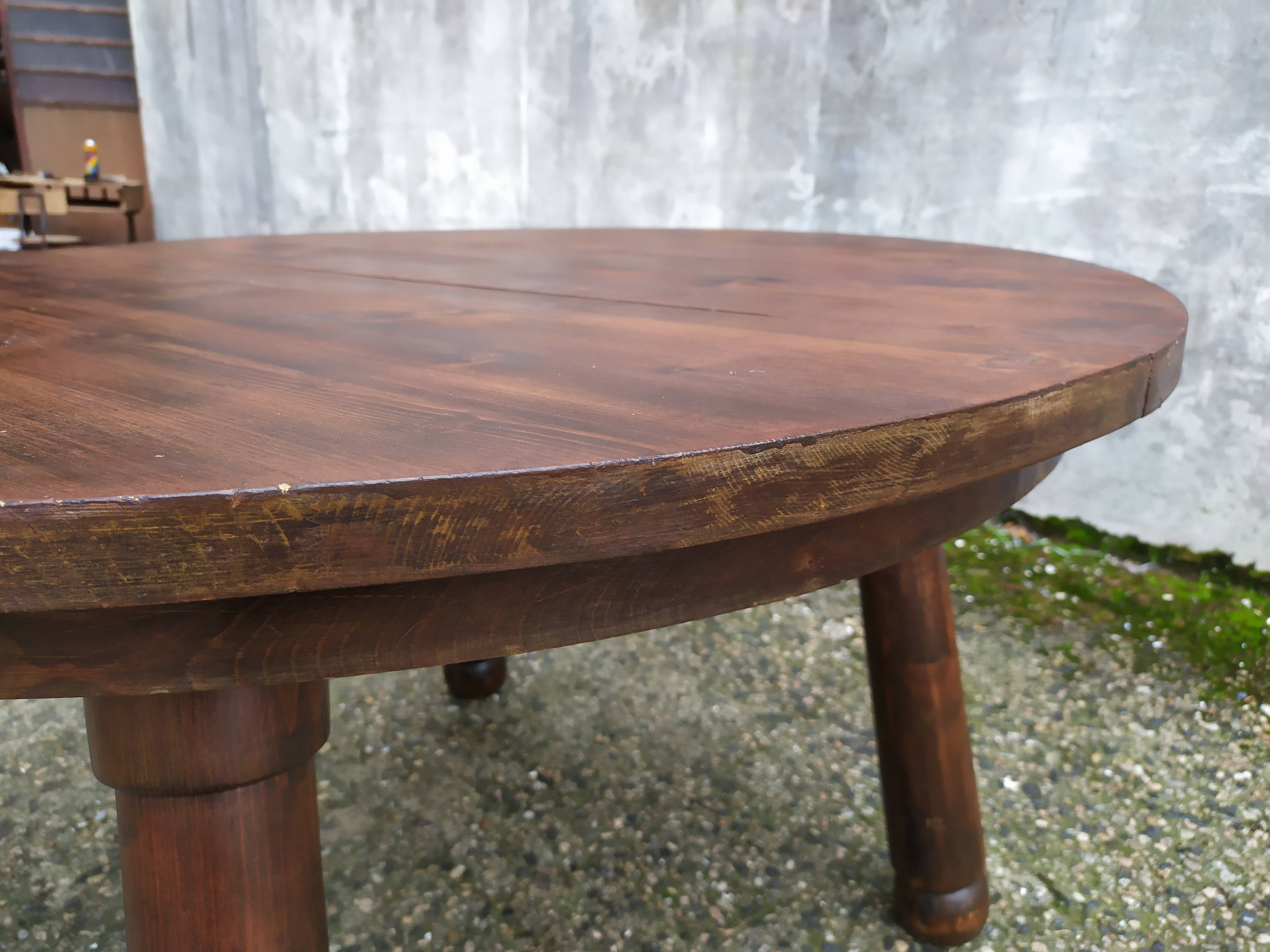 Brutalist Round Table