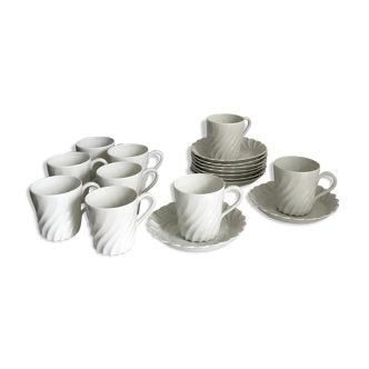 Lot de 9 tasses à café en porcelaine de Limoges blanc de la manufacture Haviland — modèle Torse