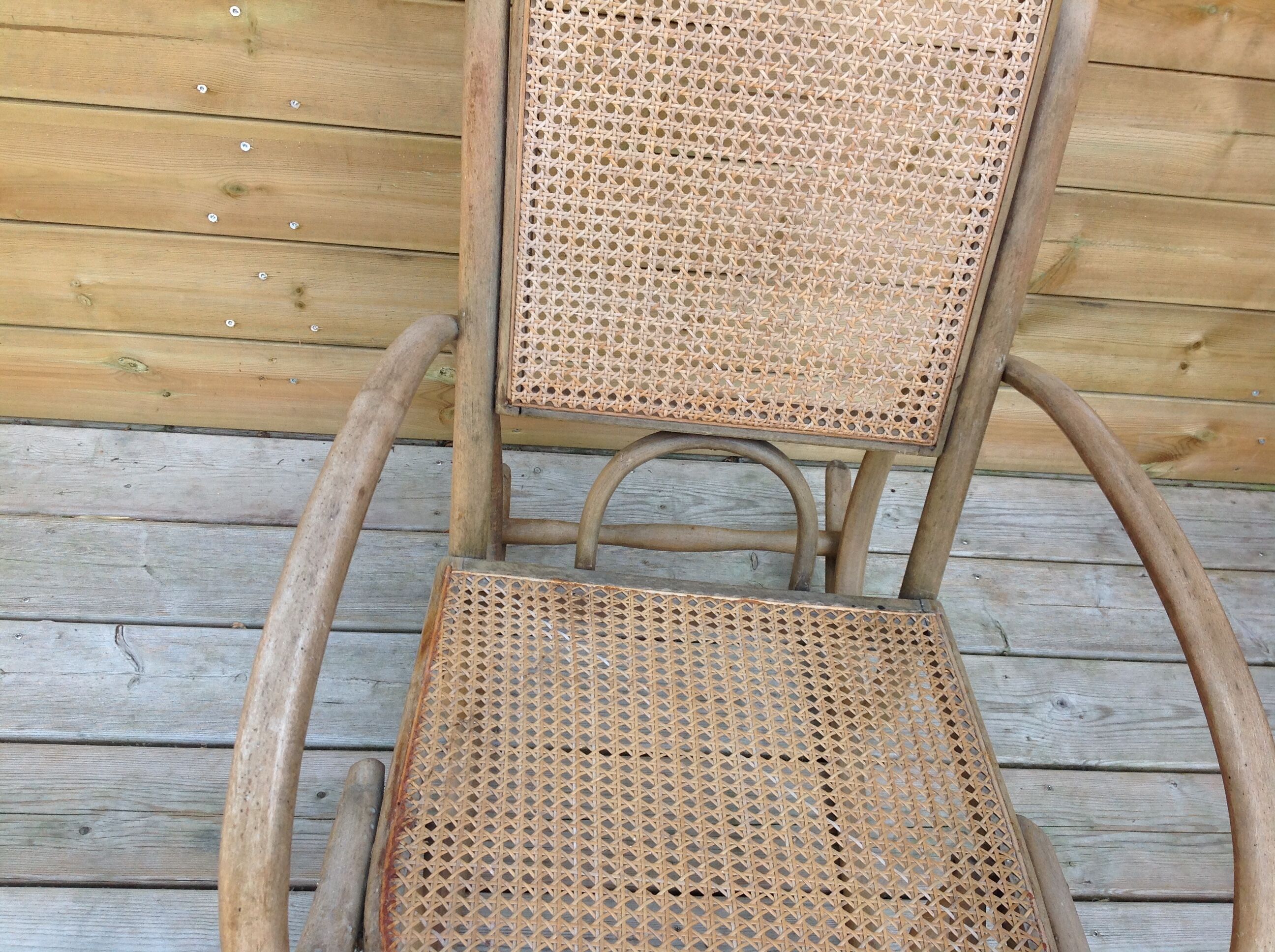Rocking chair in caning