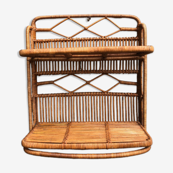 Wicker shelf