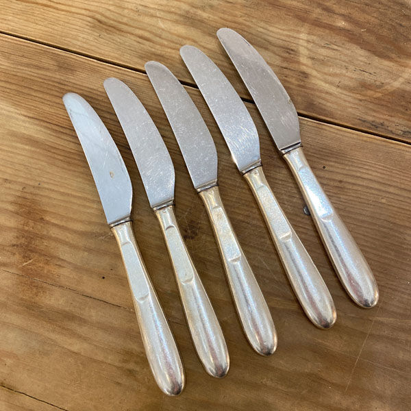 Series of 5 cheese knives or silver metal dessert