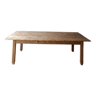 Farmhouse table