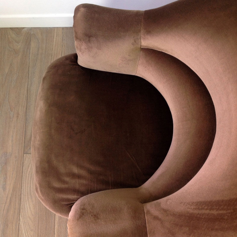 Chocolate toad armchair