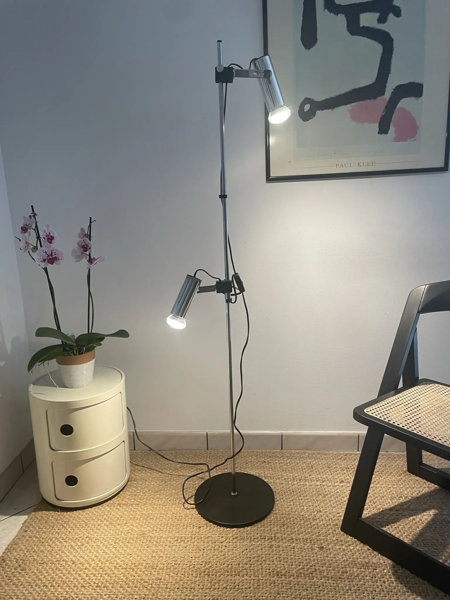 Reading floor lamp with spots, design by Svend Maelström for MS Belysning, 1970s.