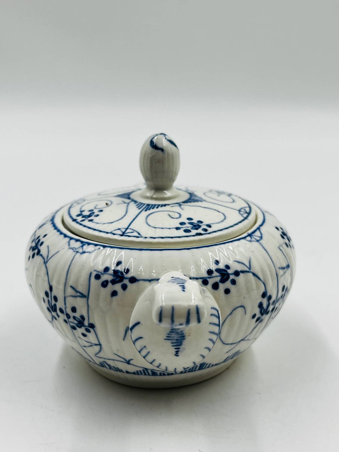 Sarreguemines tea service