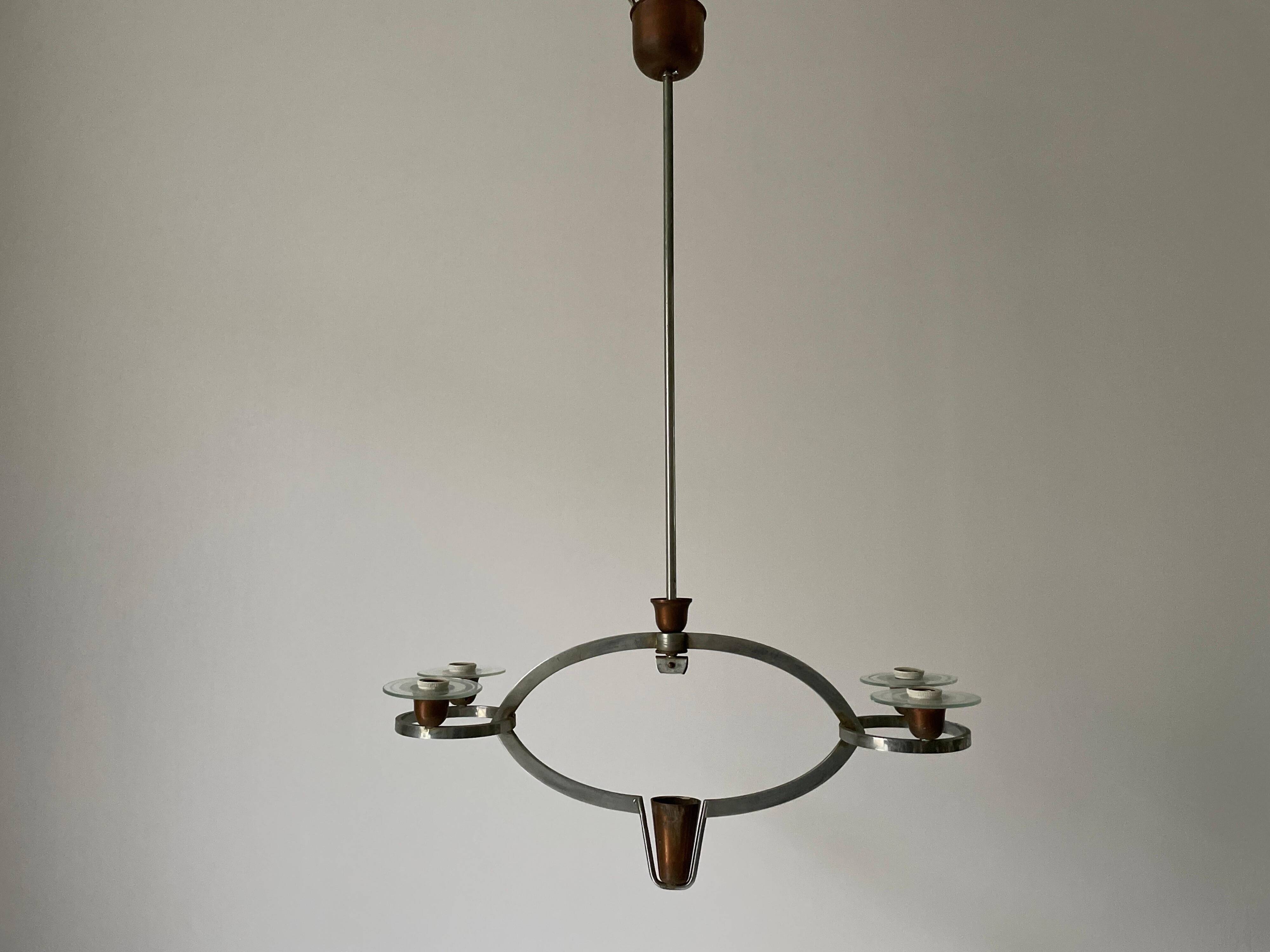 Art Deco chandelier attributed to Pietro Chiesa, 1940s, Italy.