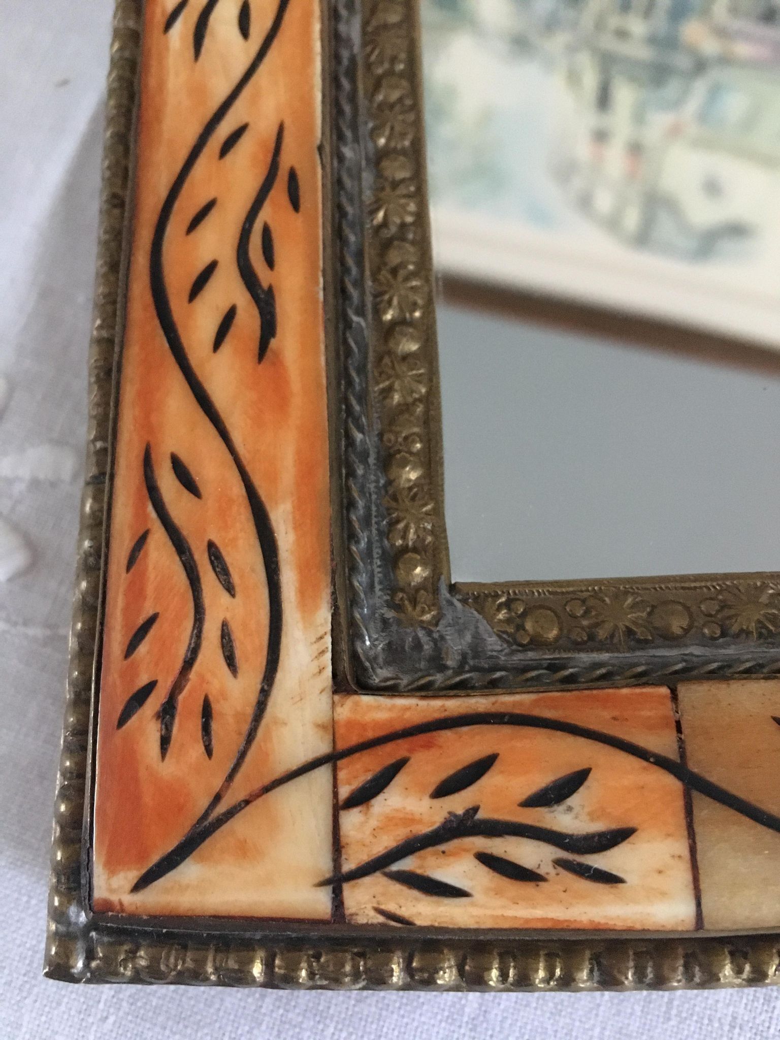 Oriental mirror 26x18cm