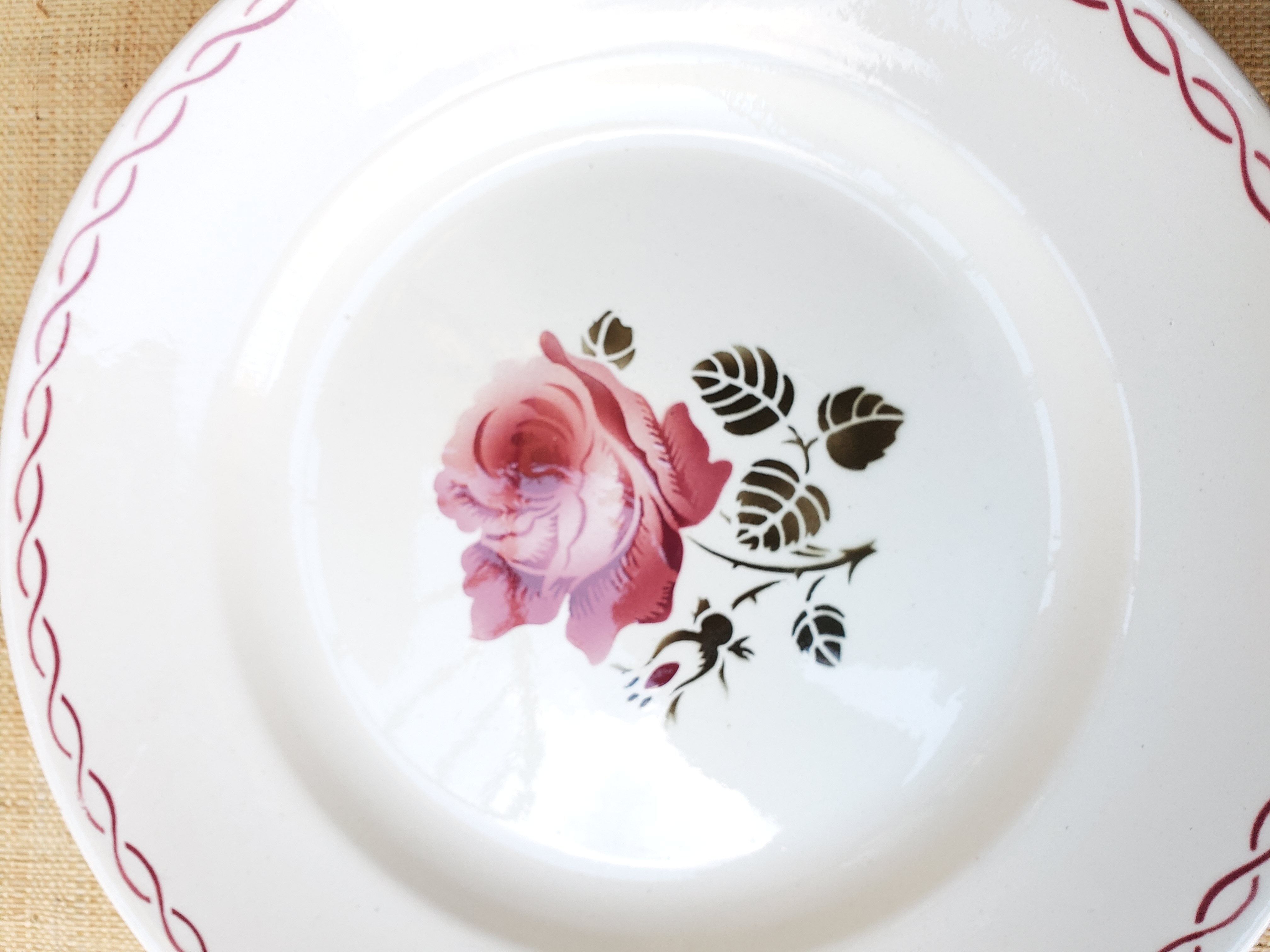 Round dish