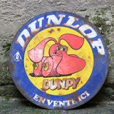 Old garage plate, enamelled in painted sheet metal, "Dunpy", Dunlop.