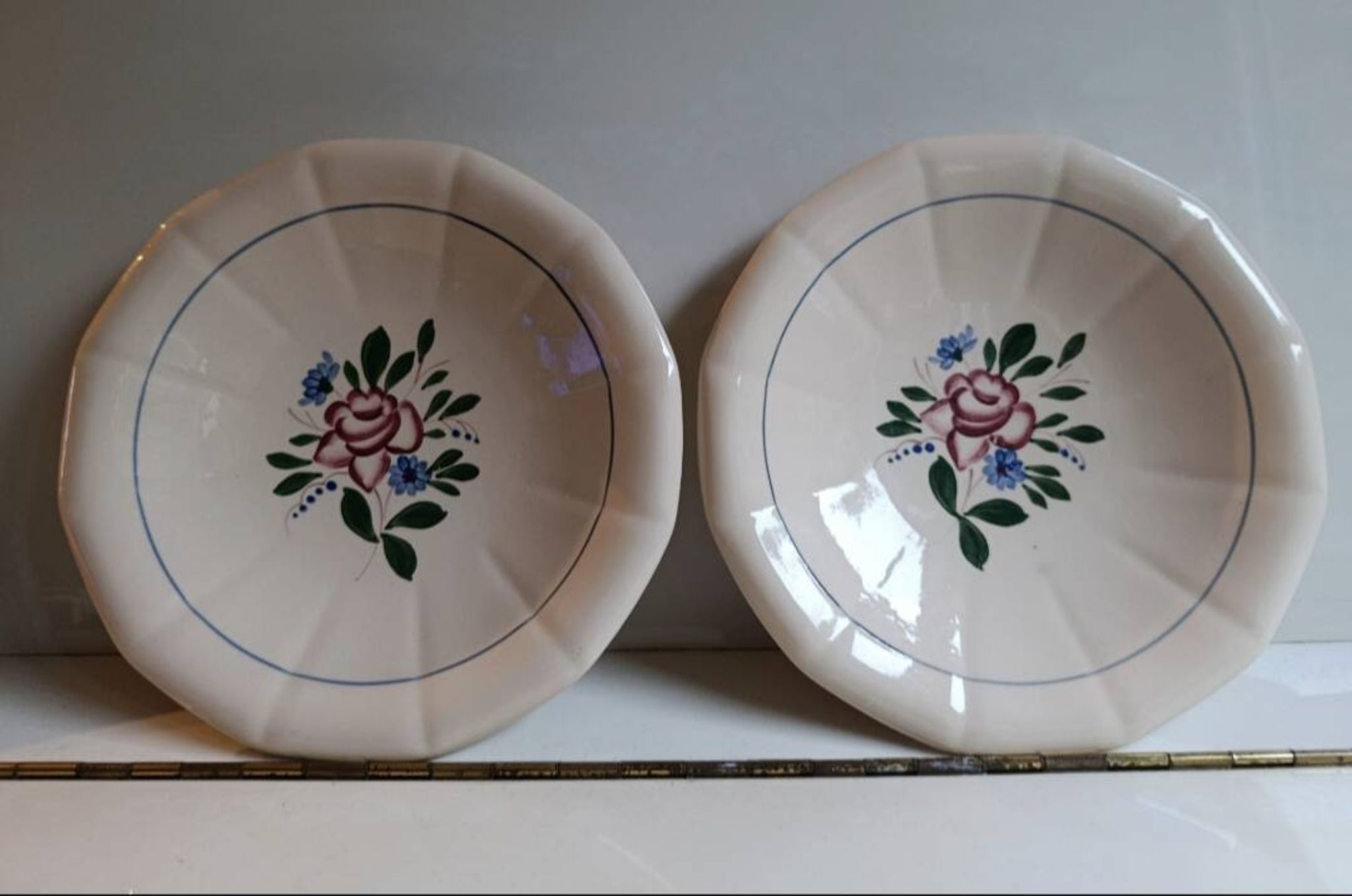 Round hollow plate, old pink model Graziella, Digoin Sarreguemines 1930.