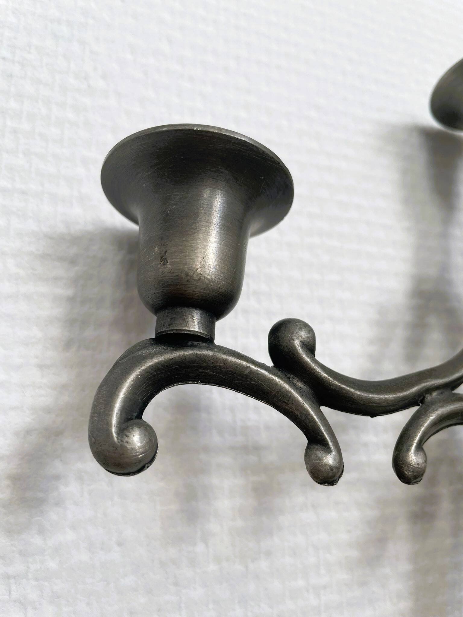 Three-branch candlestick in pewter