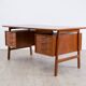 Bureau danois en teck de Omann Jun, modèle 75