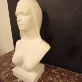 Large bust Marianne H:64cm B. Bardot