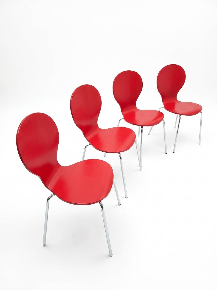 4 vintage design chairs in chrome metal