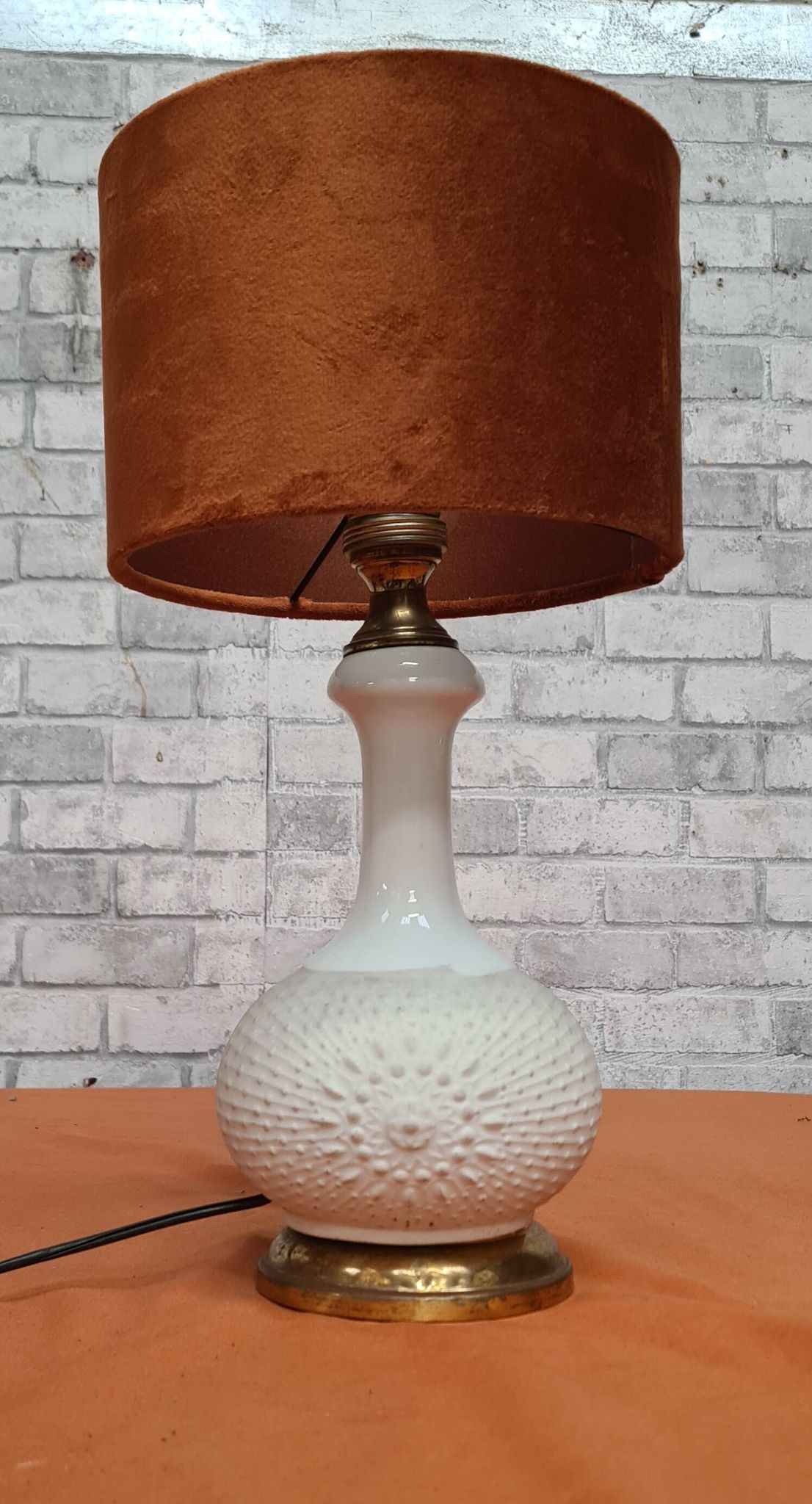 Ceramic lamp 1960 to 70 with velvet lampshade