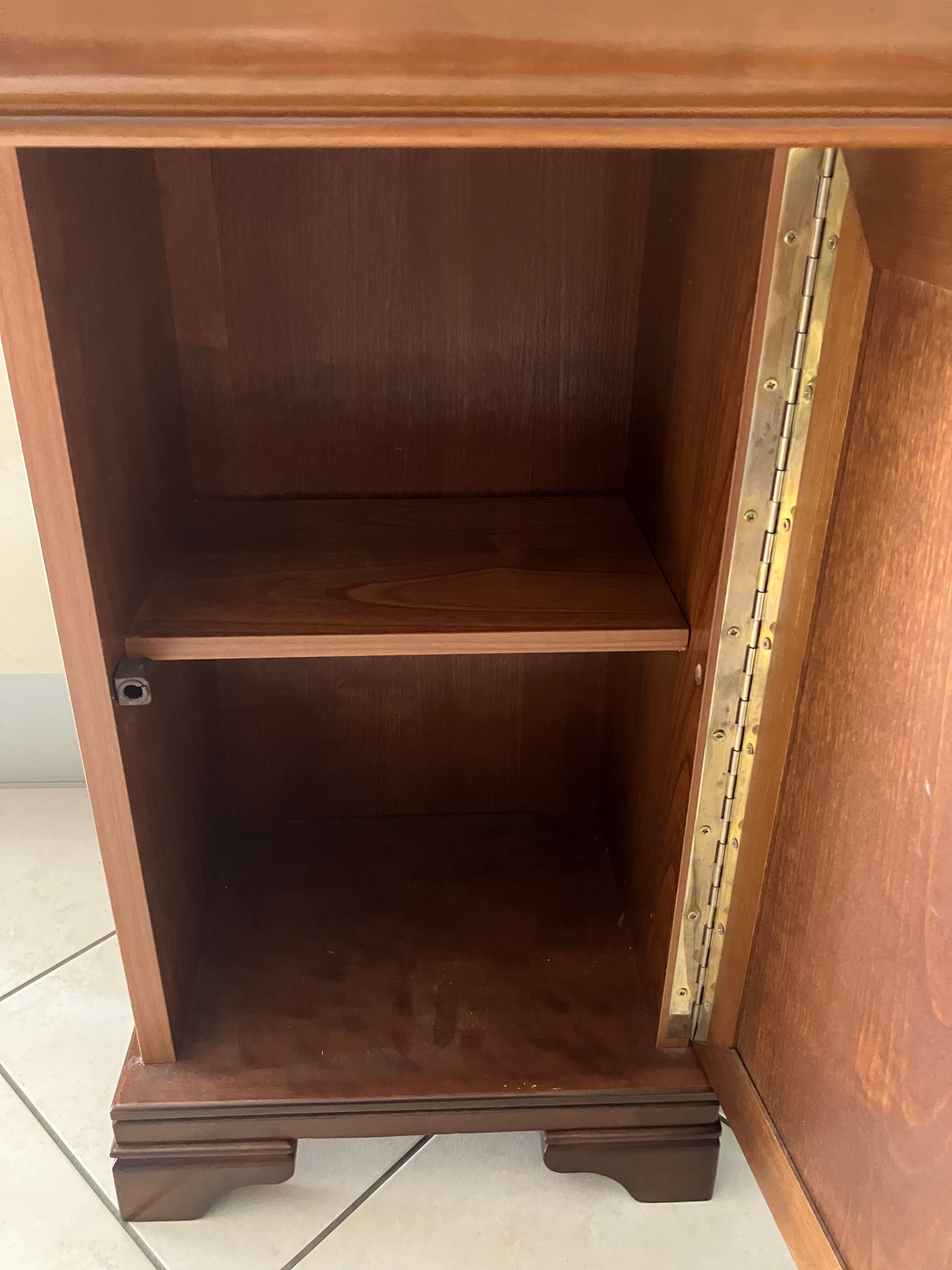 Pair of bedside table