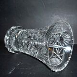 Vase ancien en cristal de Bohème - motifs étoiles palmette taillés H22.5cm