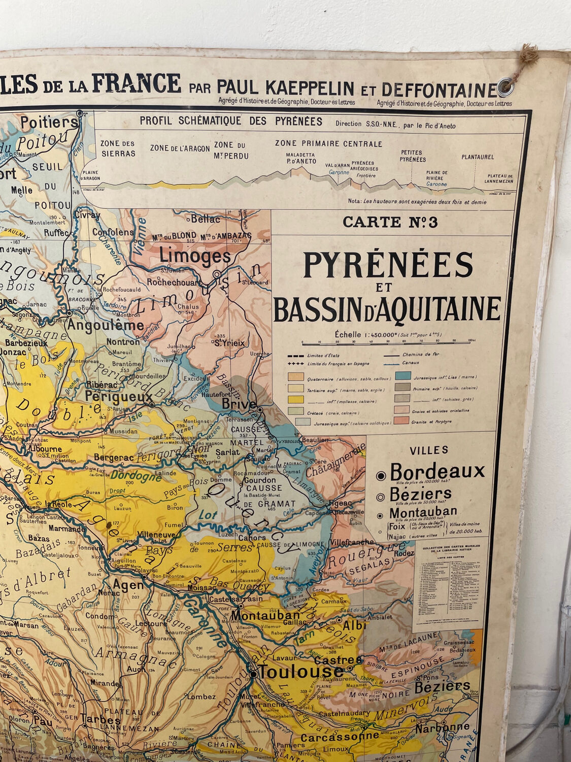 Map Pyrenees Aquitaine Basin