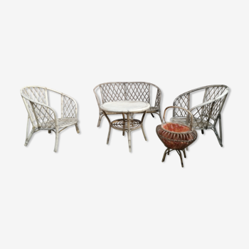 Set living room armchairs sofa, table and seamstress in vintage rattan