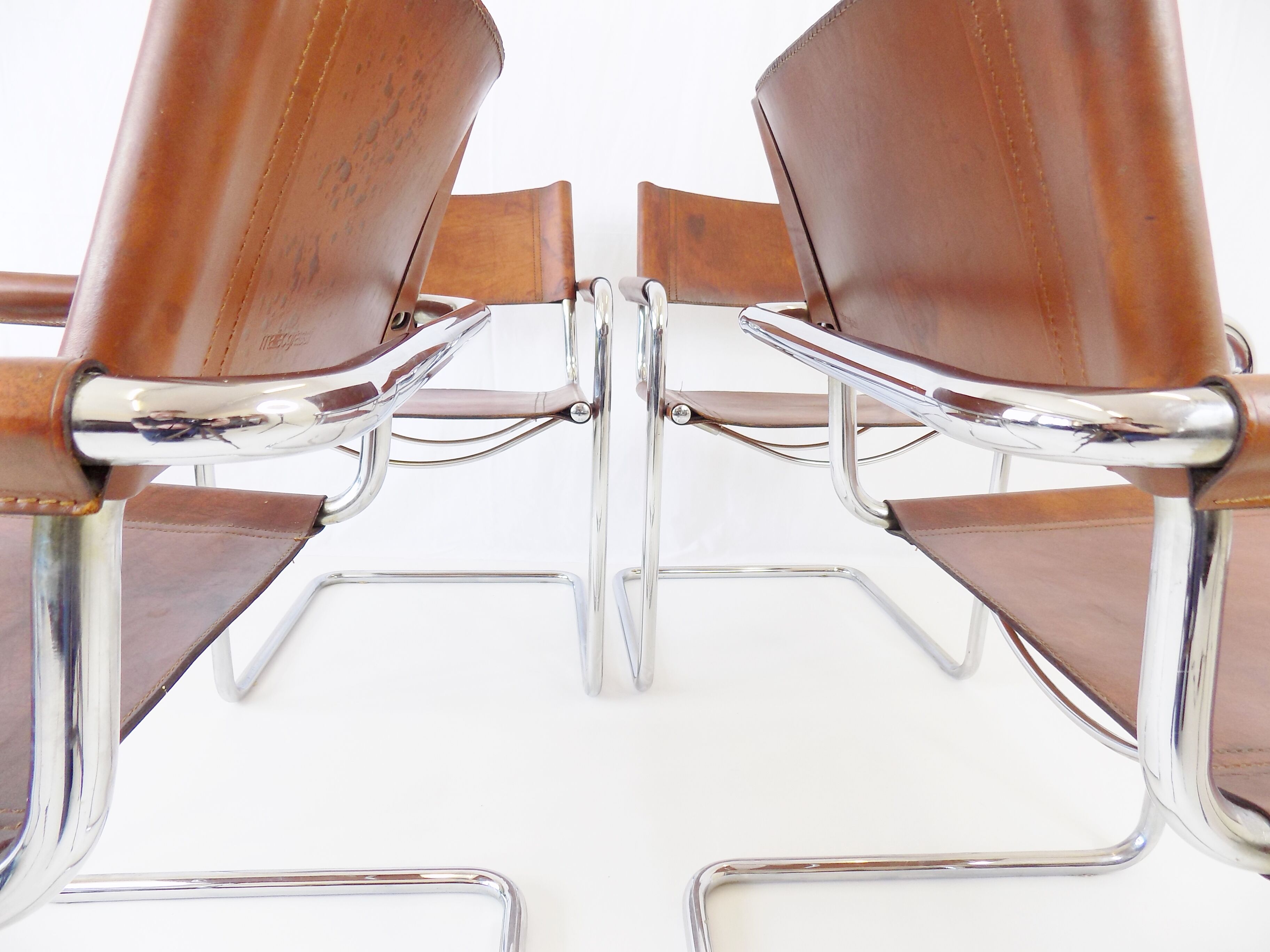 Matteo Grassi MG5 set of 4 leather cantilever chairs