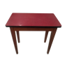 Table d’appoint en formica rouge