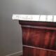 Commode Louis Philippe en acajou et plateau marbre