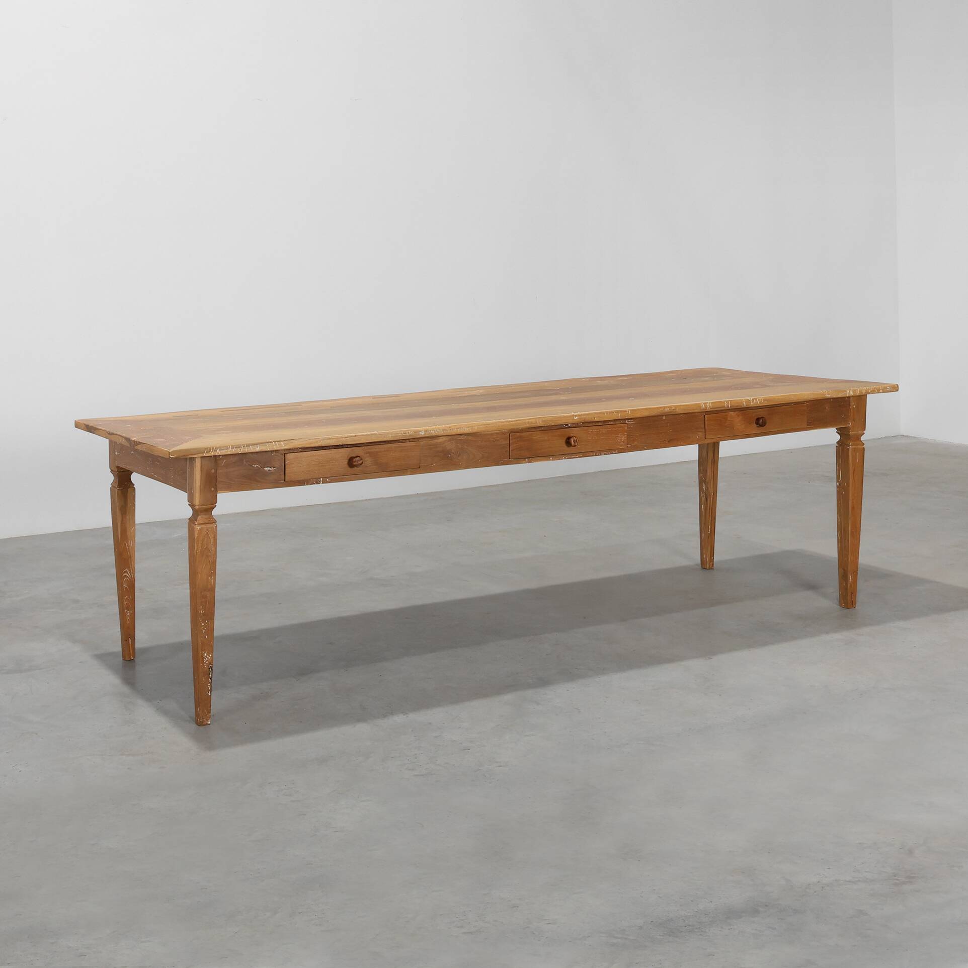 Table de ferme provinciale en bois d'orme, France vers 1850
